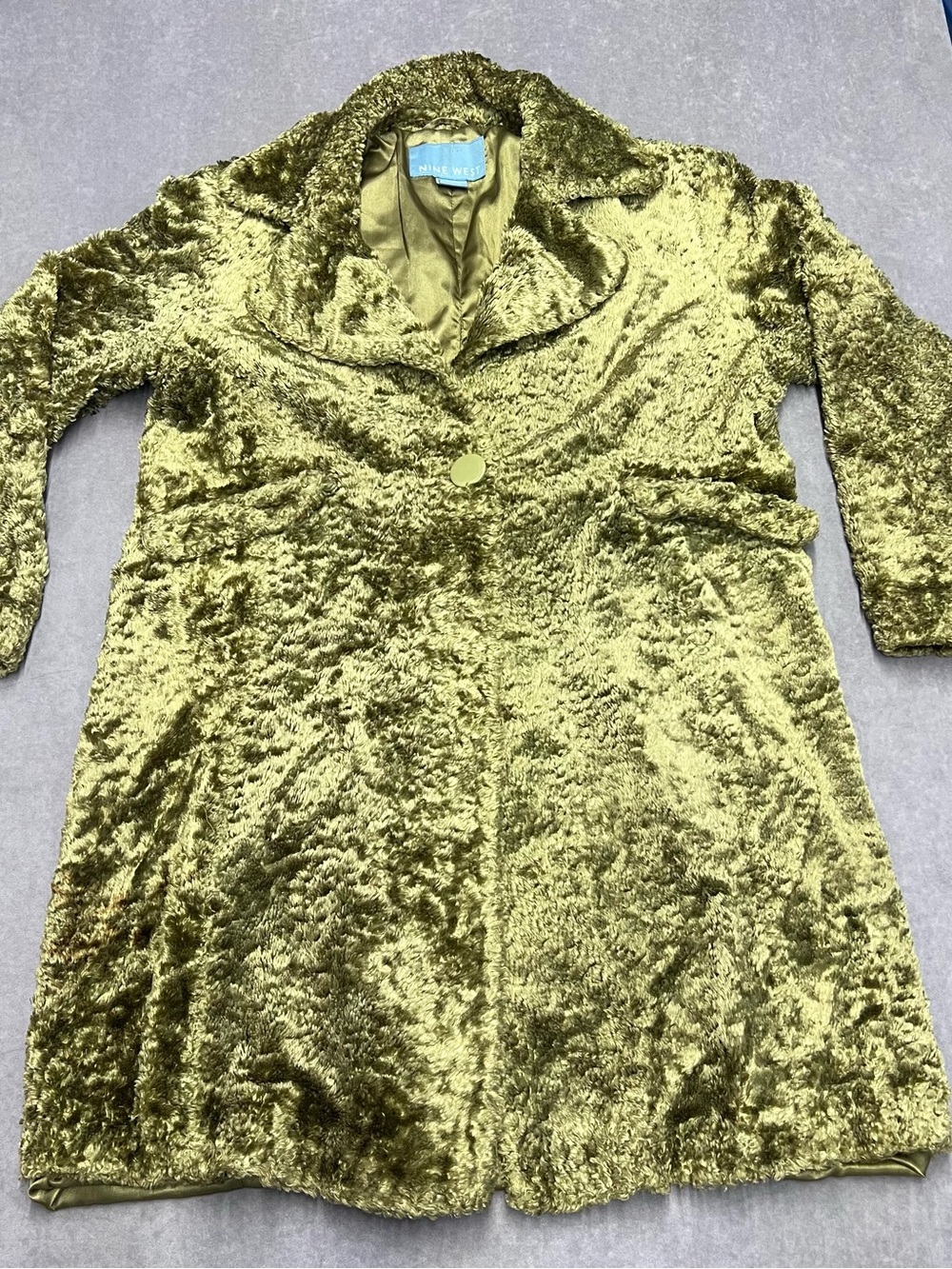 Nine West Olive Green Faux Fur Single-Button Trench Coat